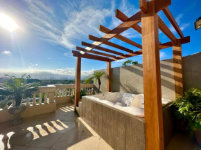 Cobertura de 3 quartos com hidromassagem e vista do por-do-sol